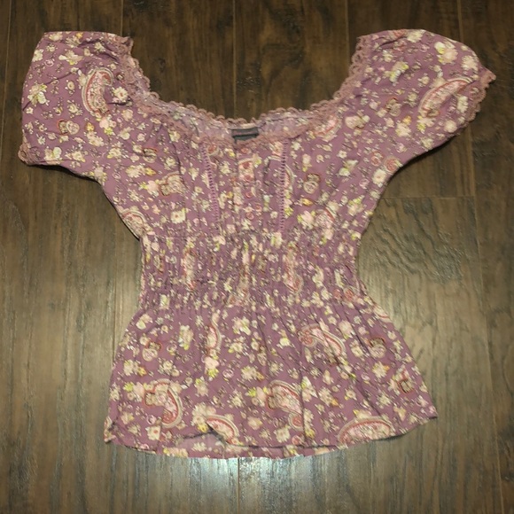 🌻Floral Blouse - Picture 2 of 4